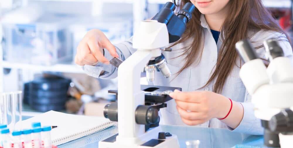 Top Ten College Courses That Give You an Edge in Healthcare