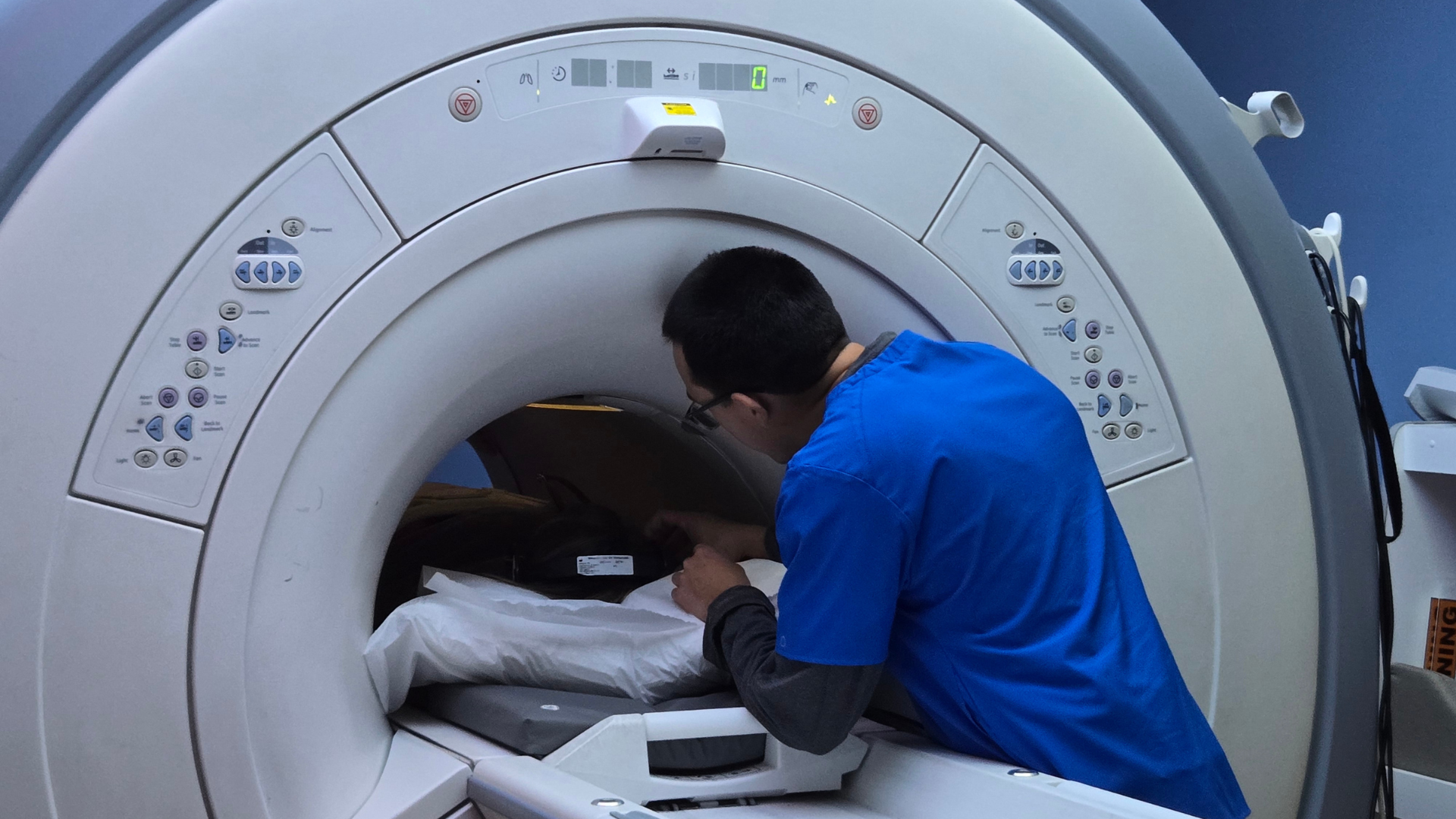 Online A.S. in Magnetic Resonance Imaging Clinical Externship Experience at MRI Affiliate Site