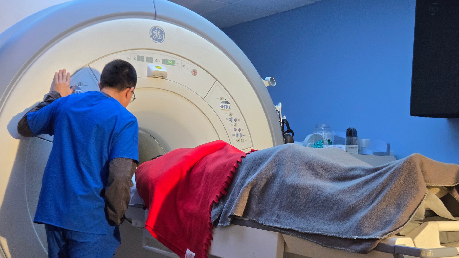 Online A.S. in Magnetic Resonance Imaging Clinical Externship Experience at MRI Affiliate Site