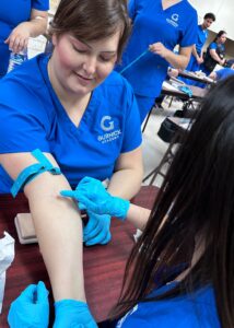How to Choose A Healthcare Profession: PHL, LVN, CNA